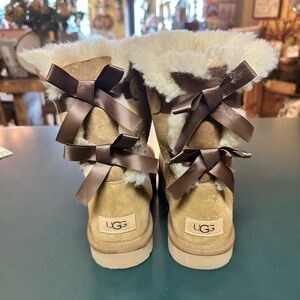 UGG Women’s Bailey Bow ll